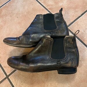Frye Chelsea Boots Leather